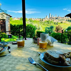 Antico Casolare Séjour à la ferme San Gimignano