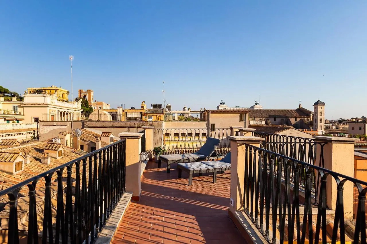 Guest house Vivilo Roma Trevi - Luxury Experience - Private Jacuzzi On Terrace - Insane View Hotel