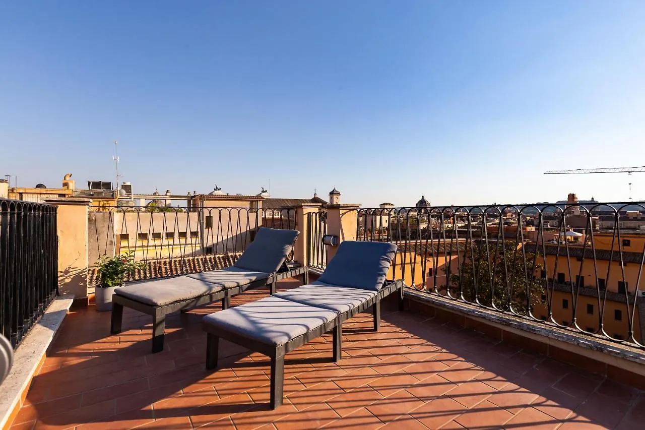 Guest house Vivilo Roma Trevi - Luxury Experience - Private Jacuzzi On Terrace - Insane View Hotel Italy